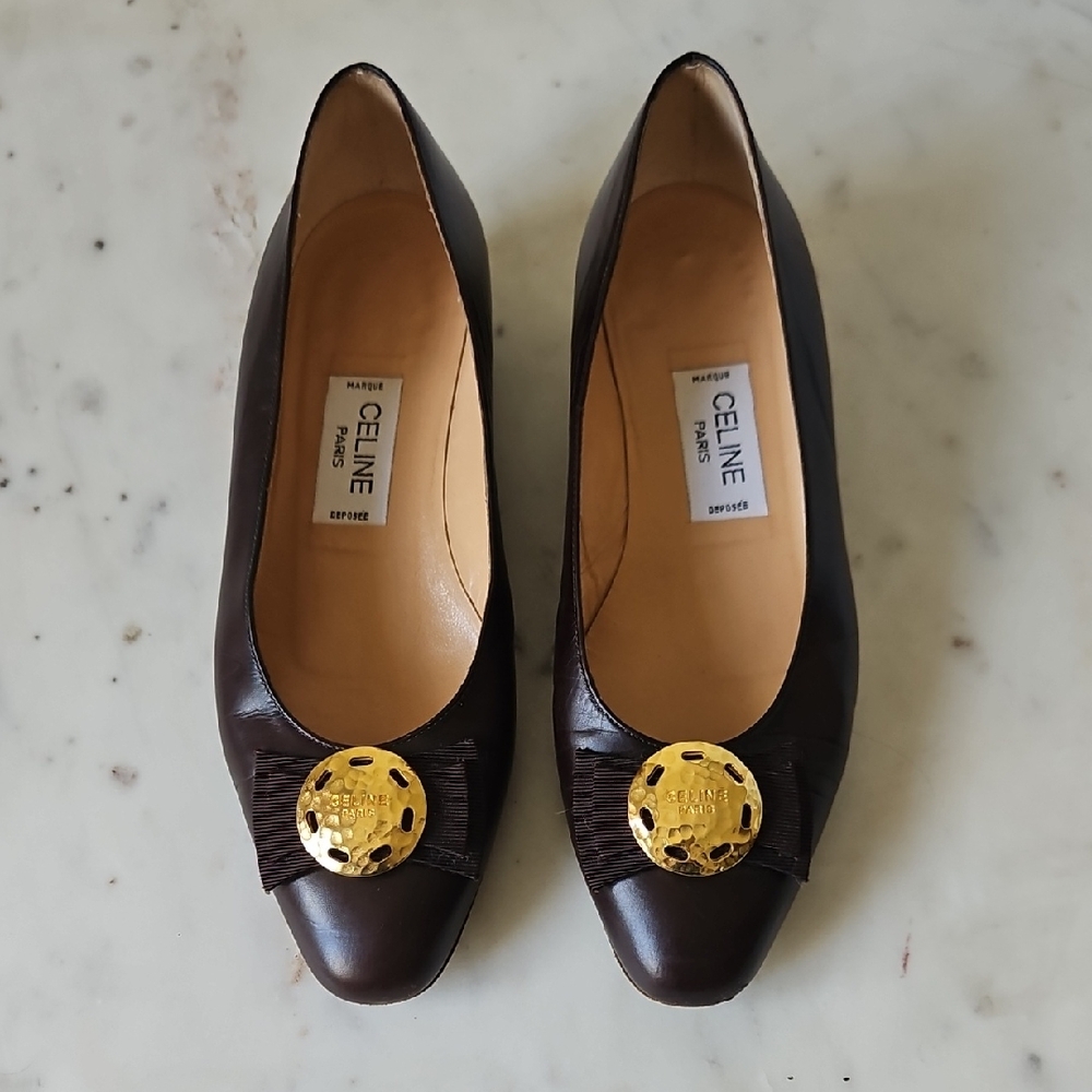 CELINE: HOST PICK! 😍Vintage Chocolate Brown Leather Gold Logo Jewel Bow Shoes